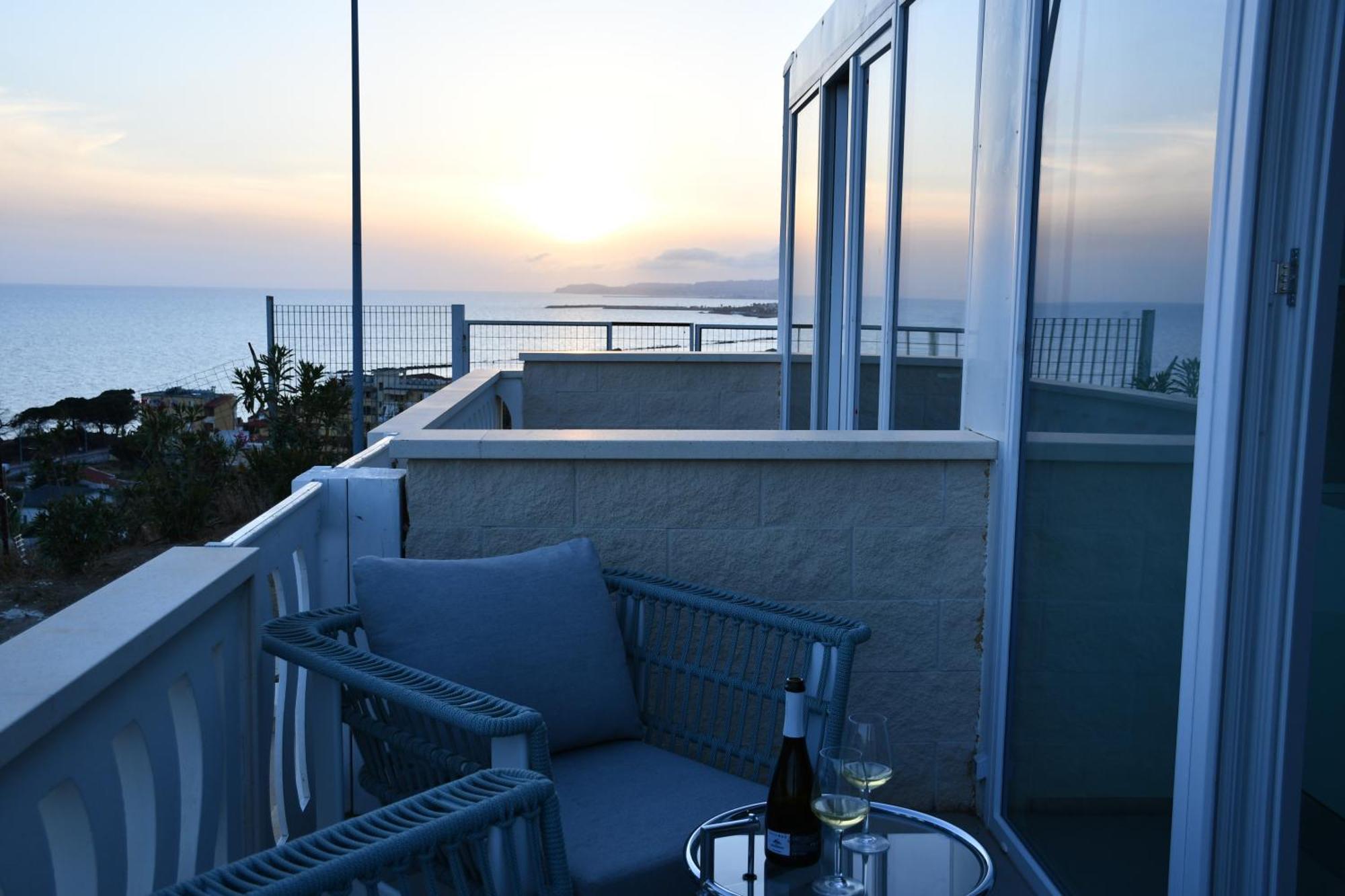 Hotel Terrazze Naos Agrigento Exterior foto